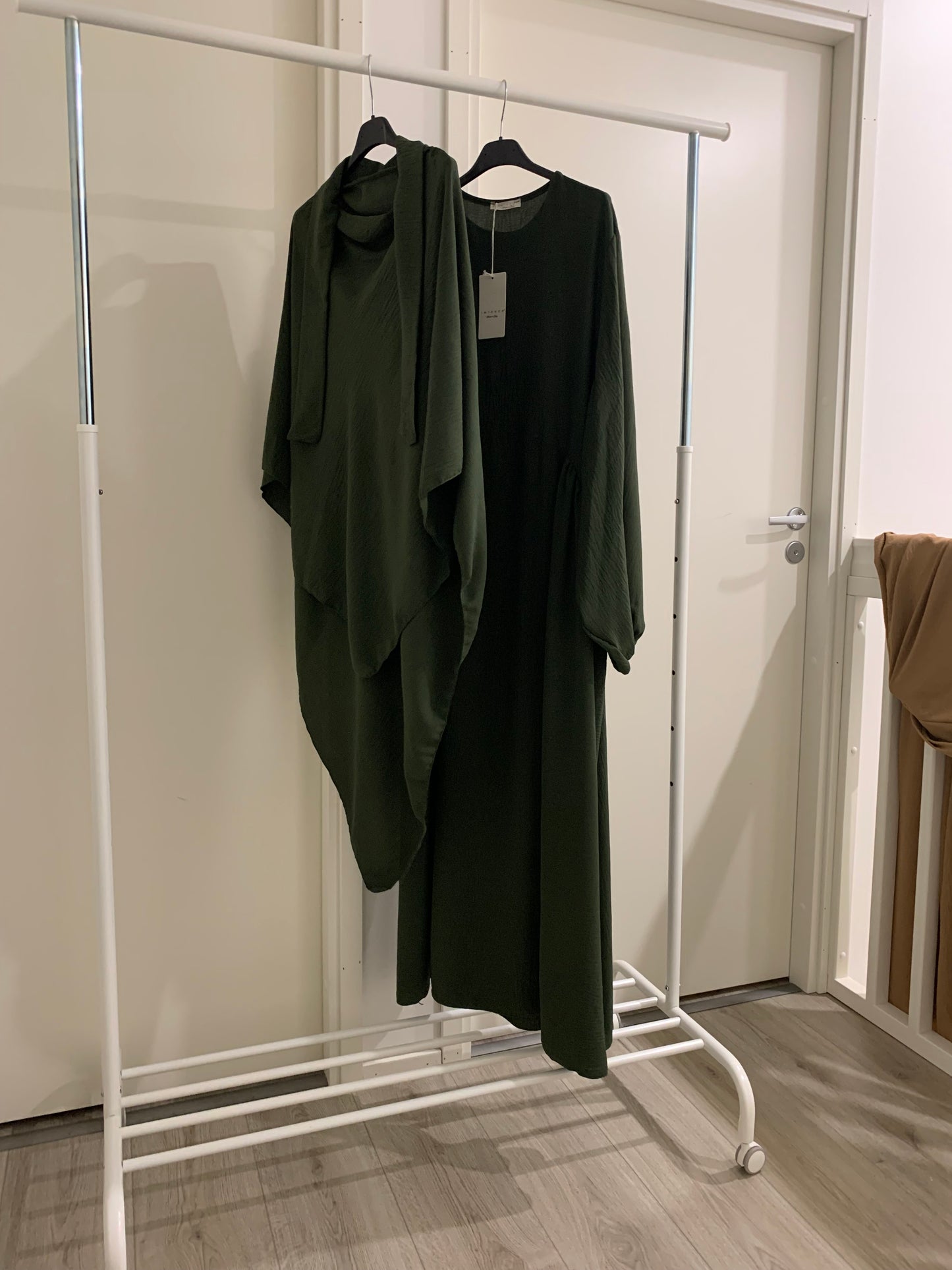 Stable Black Khimar Set