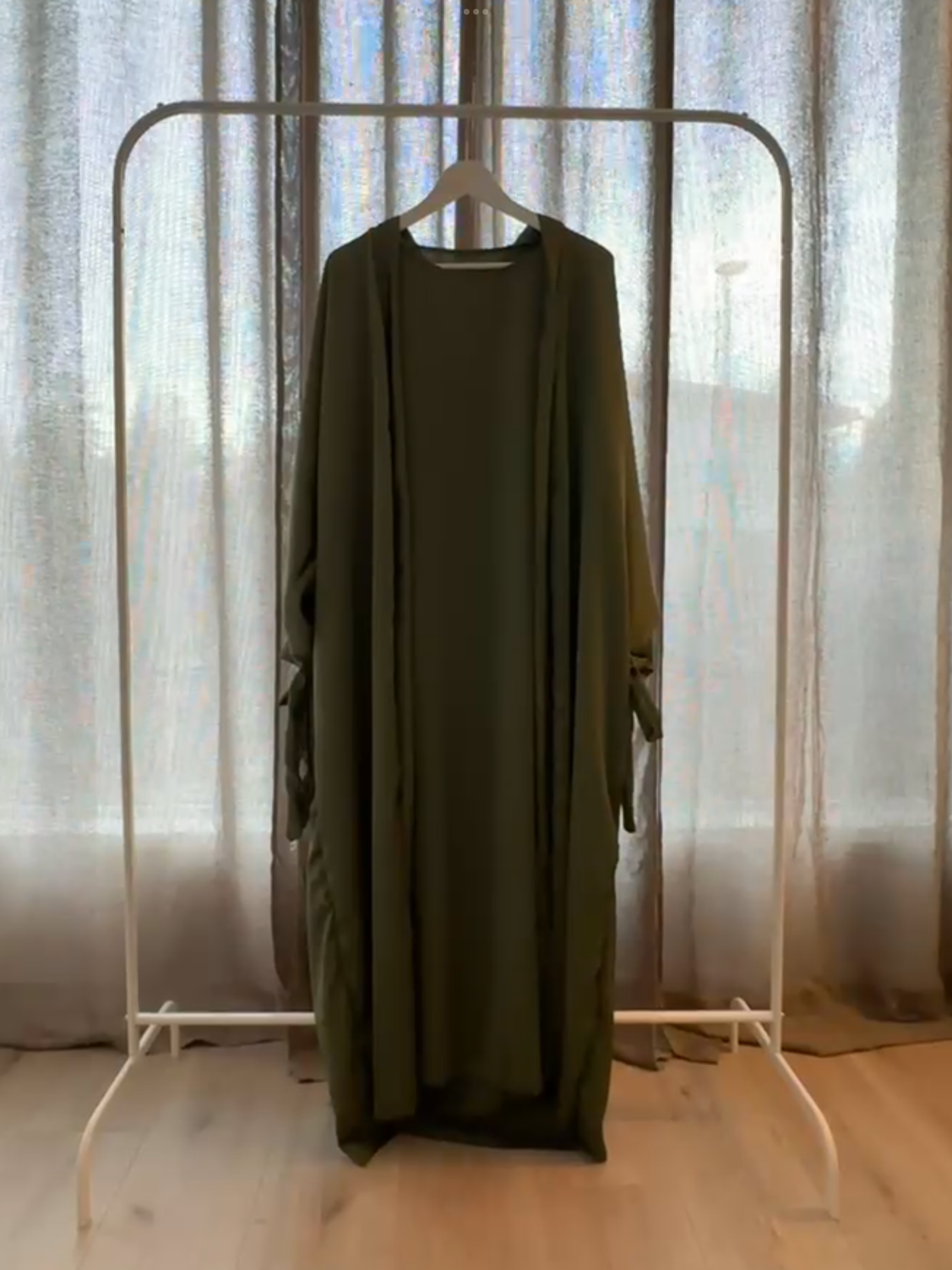 Silky Green Ribboned Abaya Set